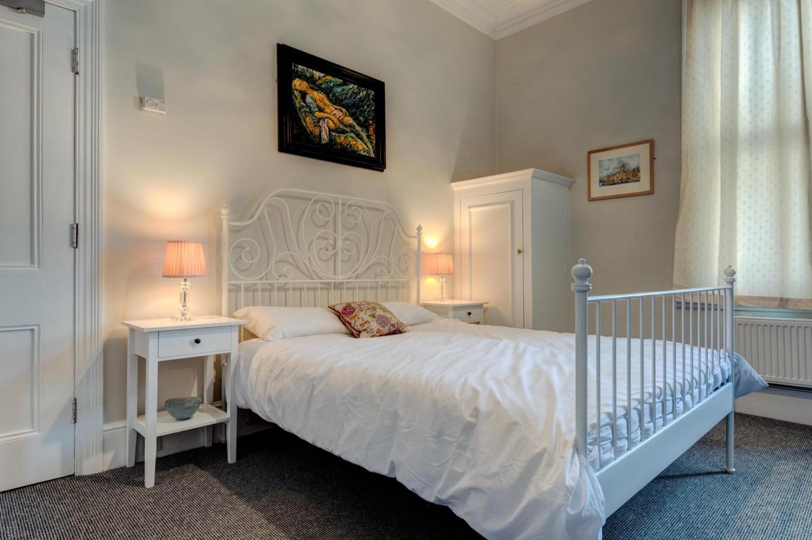 Ferienwohnung Sea Breeze Hastings Exterior foto